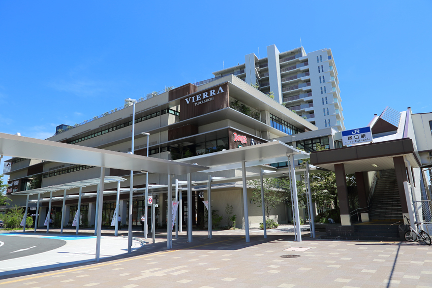 ビエラ塚口(VIERRA塚口 JR塚口駅ビル)の外観